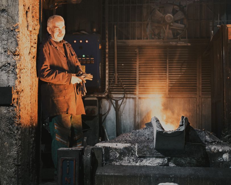 Australia's Biggest Aluminium Smelter Saved in $2.5 Billion Government Rescue Deal
