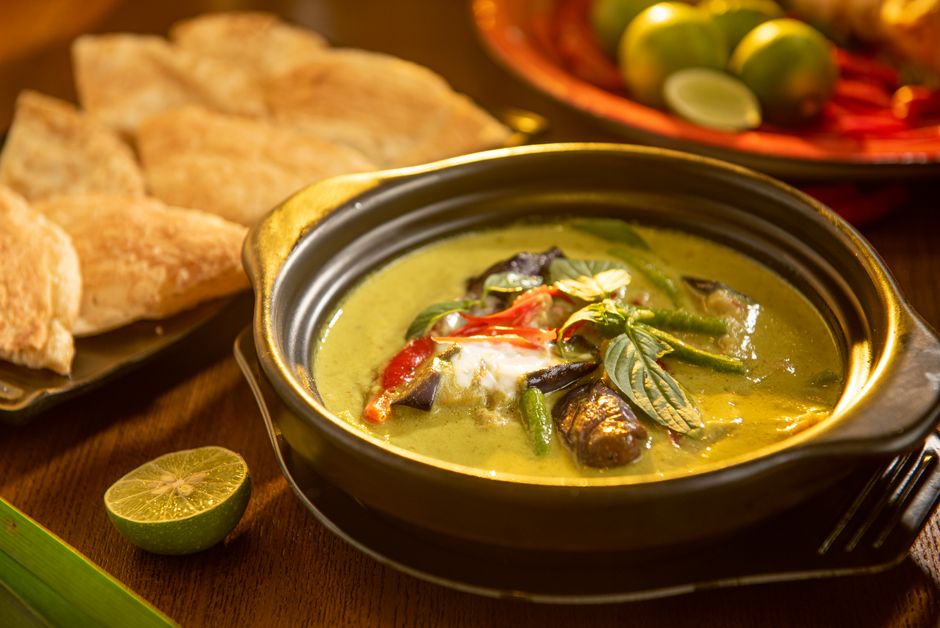 Former MasterChef Winner Nat Thaipun Launches New Cooking Column to Build Your Kitchen Confidence