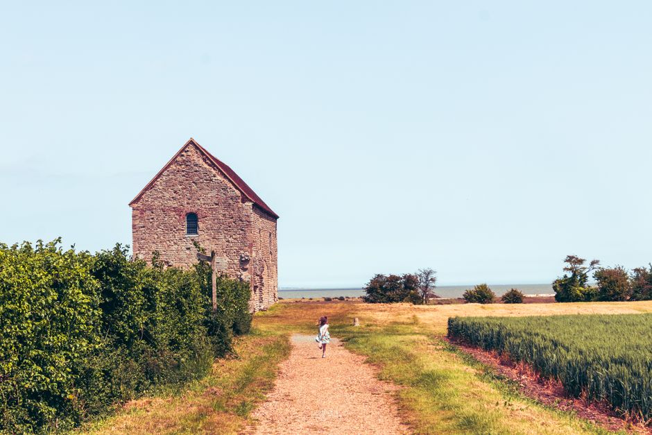 Meghan Shares Glimpse of Sussex Family's New Life in English Countryside on Instagram