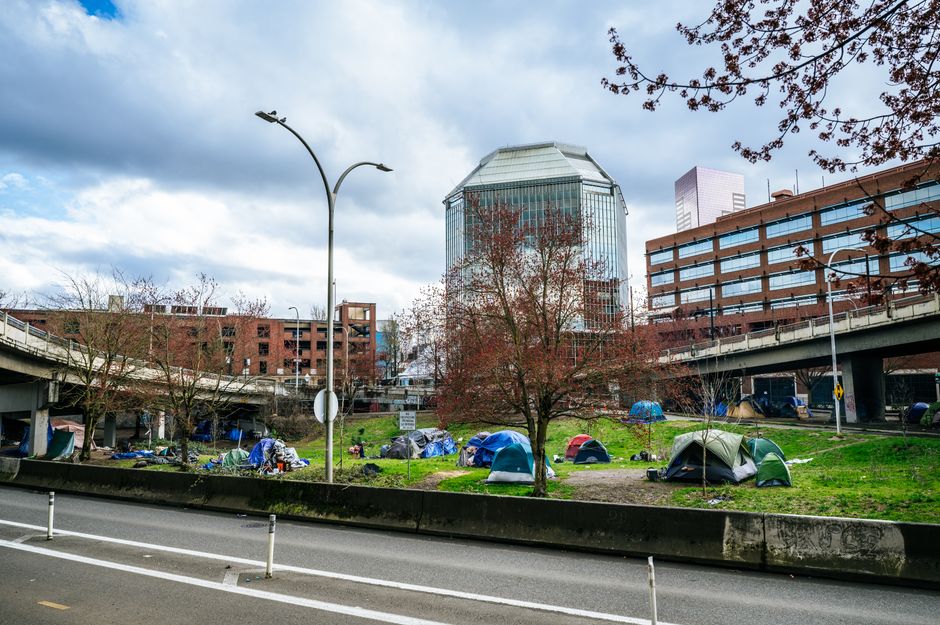 Perth rough sleepers given 24 hours to leave makeshift camp with nowhere to go