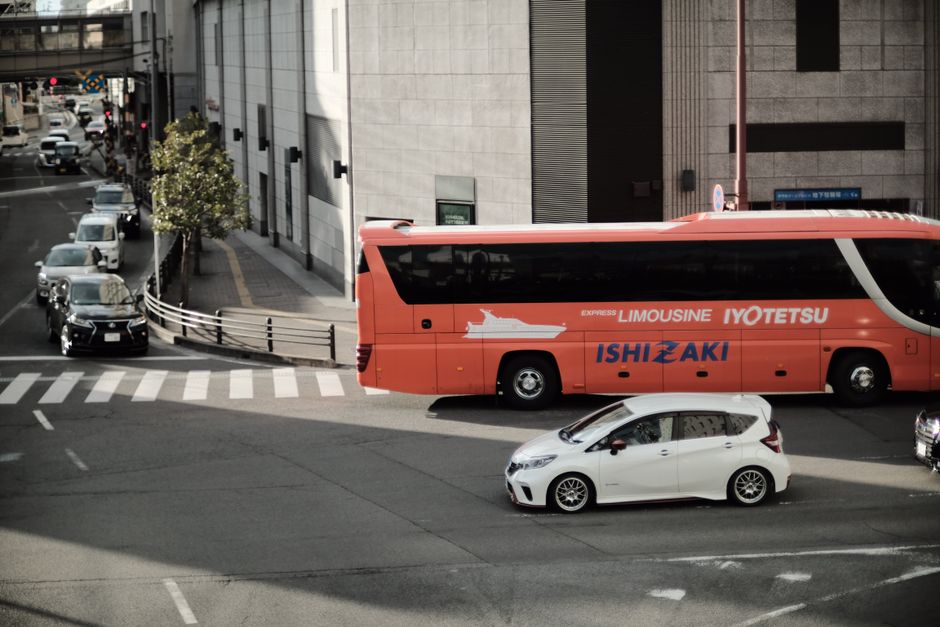 Toyota Yaris Slams Into Side of Bus at Archerfield Intersection in Brisbane